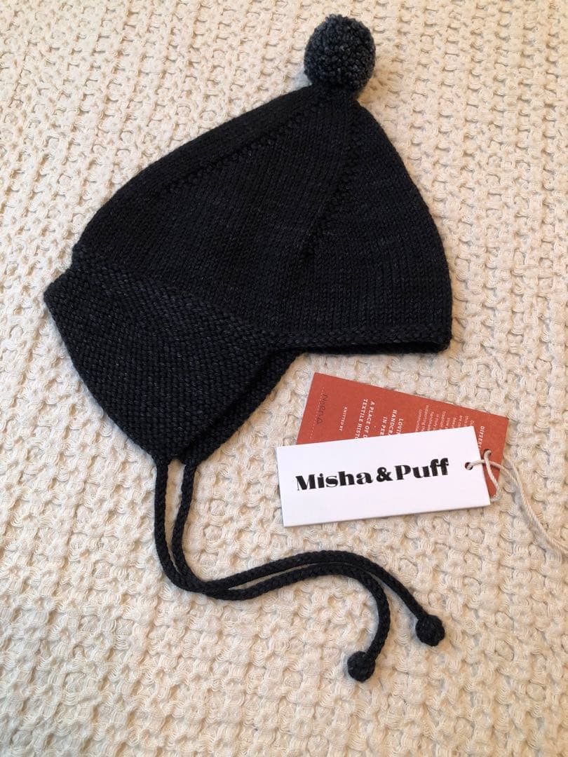 Misha & Puff 黒ニット帽pointy peak hat carbon