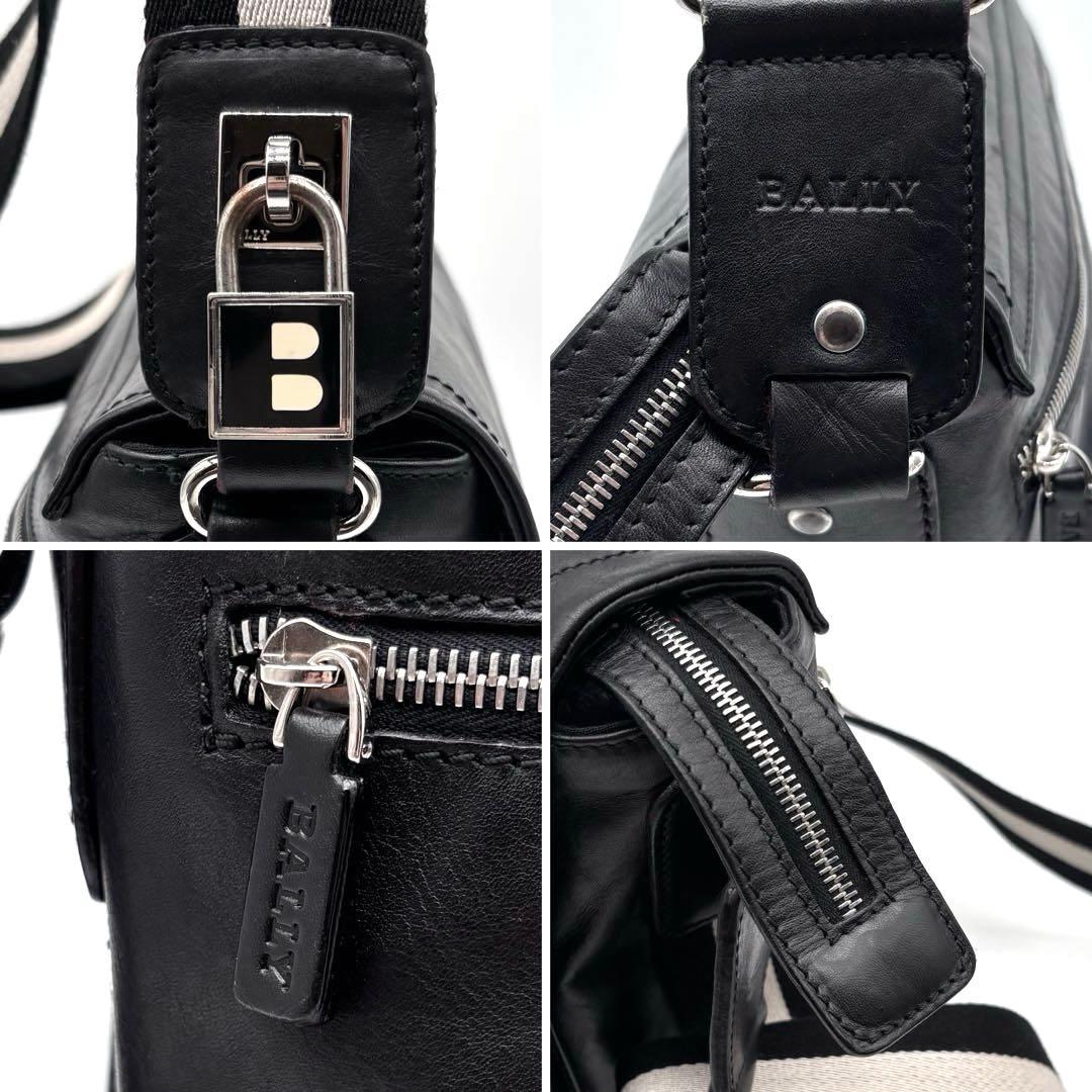 ✨良品✨バリー　メッセンジャーバッグ　トレスポ　A4可　レザー　南京錠