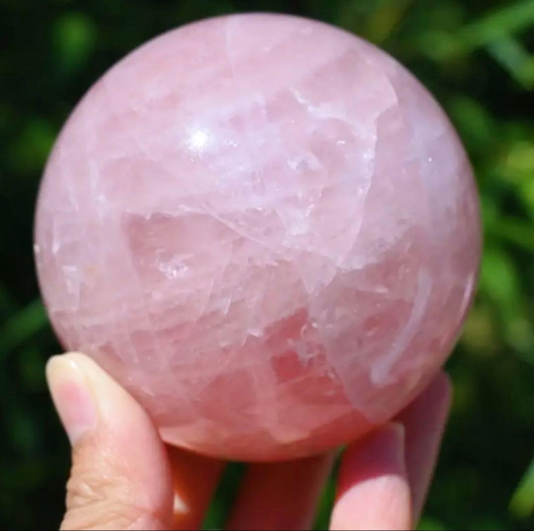ローズクォーツ　スフィア　クリスタル　パワーストーン　幸運　開運　直径7cm