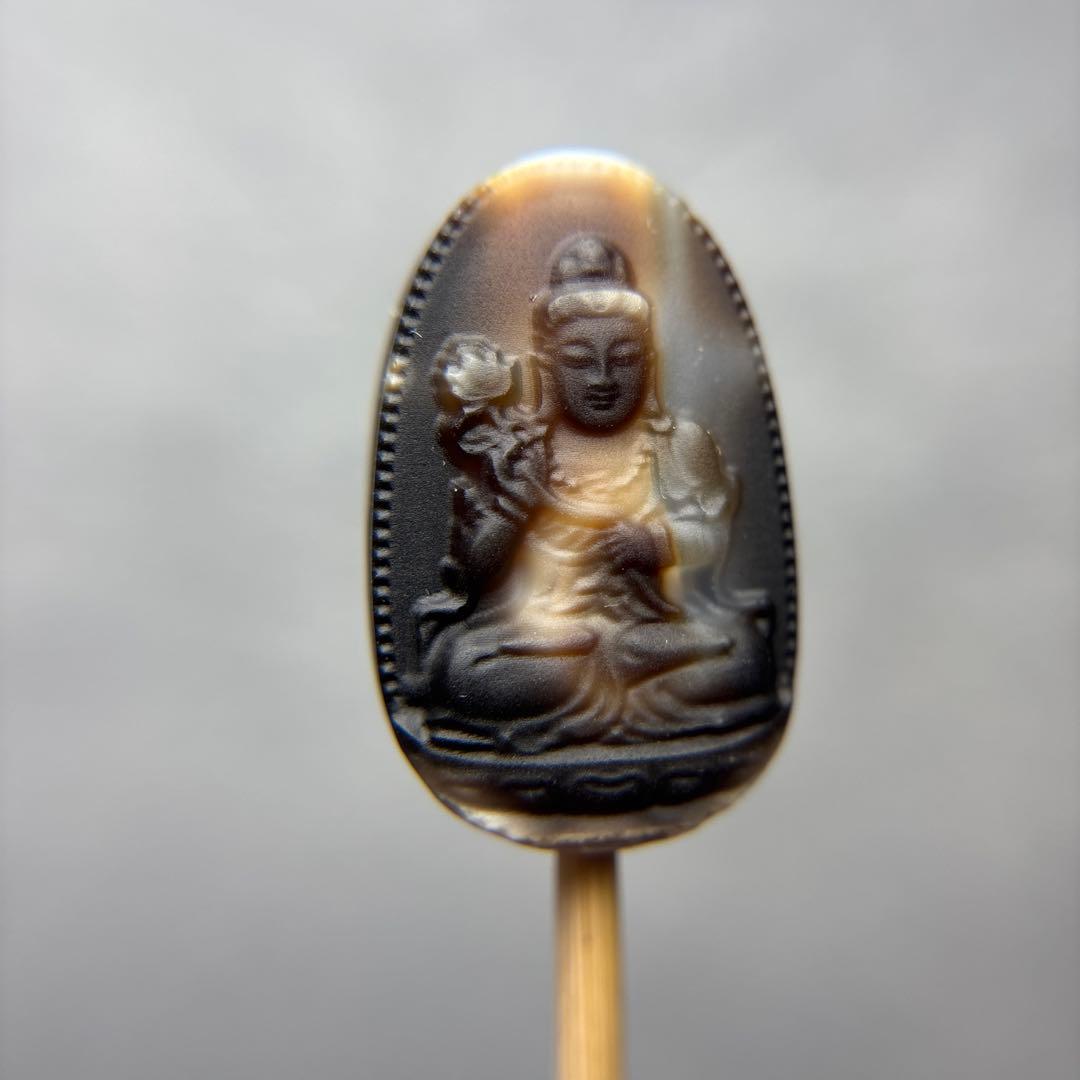 tamago瑪瑙　大勢至菩薩彫り　11-243