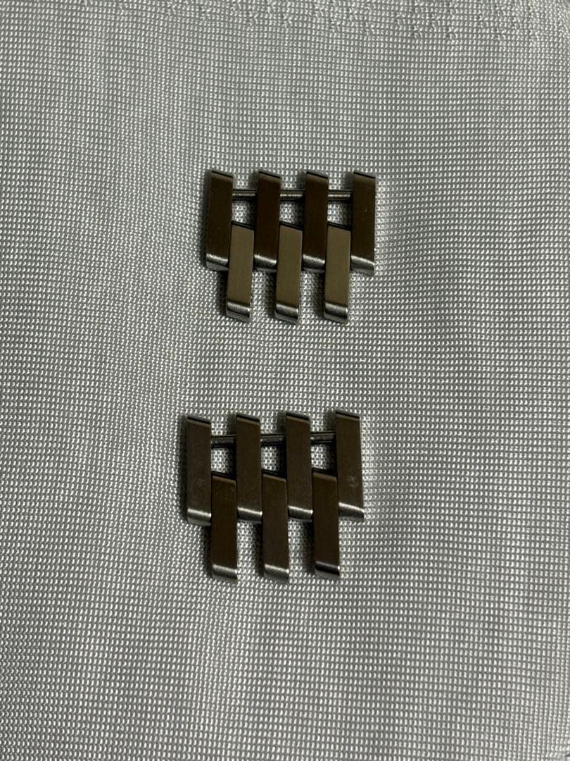 ブライトリング　金属ベルト　コマ