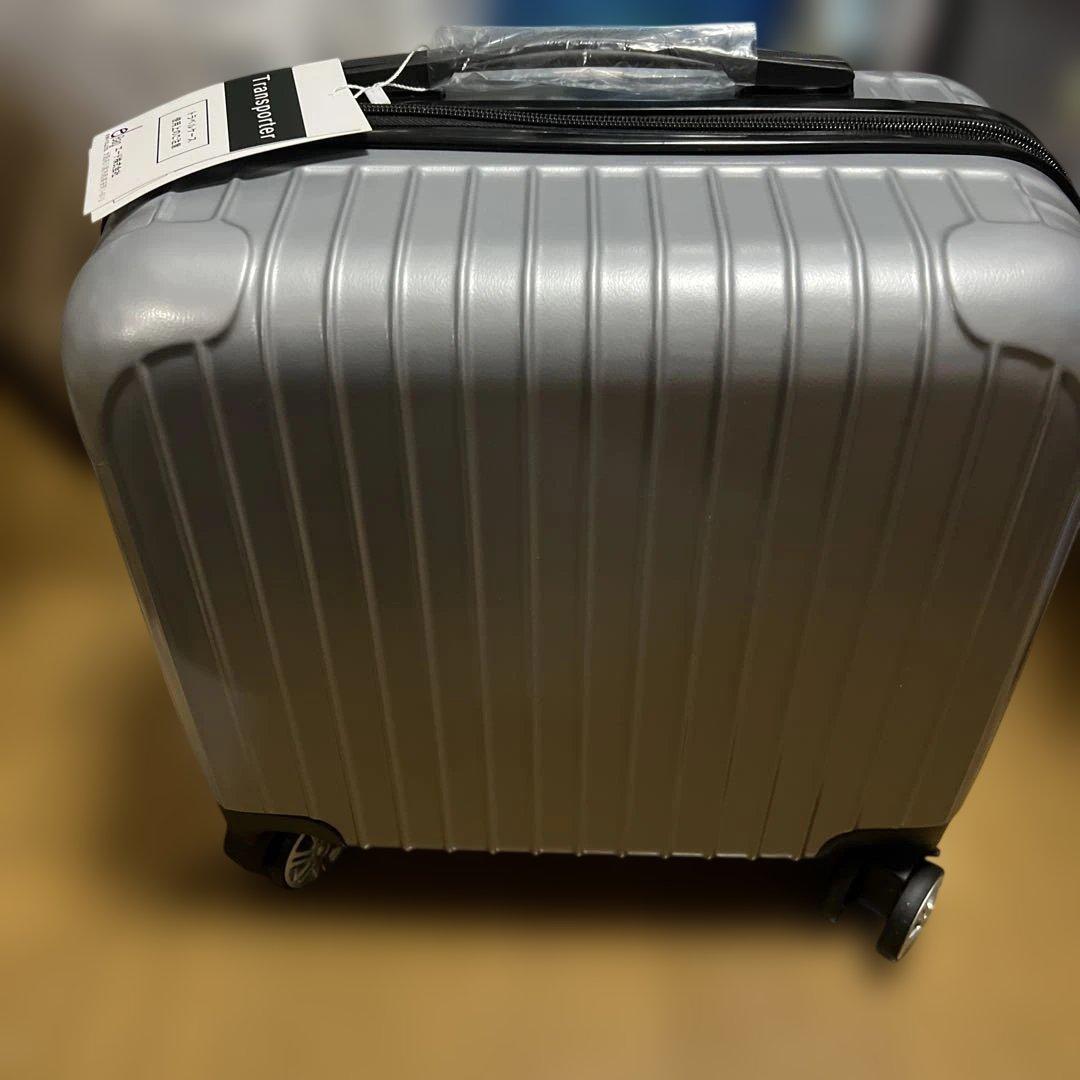 【新品未使用】スーツケース キャリーバッグ SSサイズ
