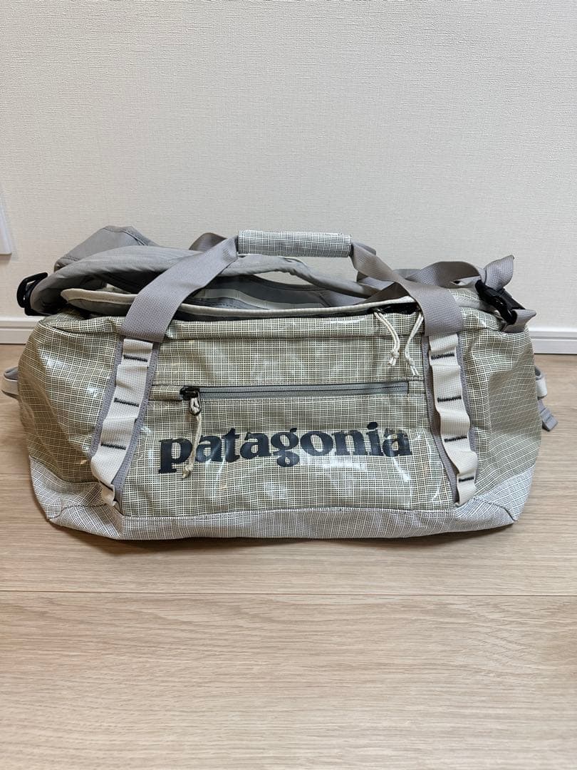 パタゴニア　ブラックホール 40L グレー