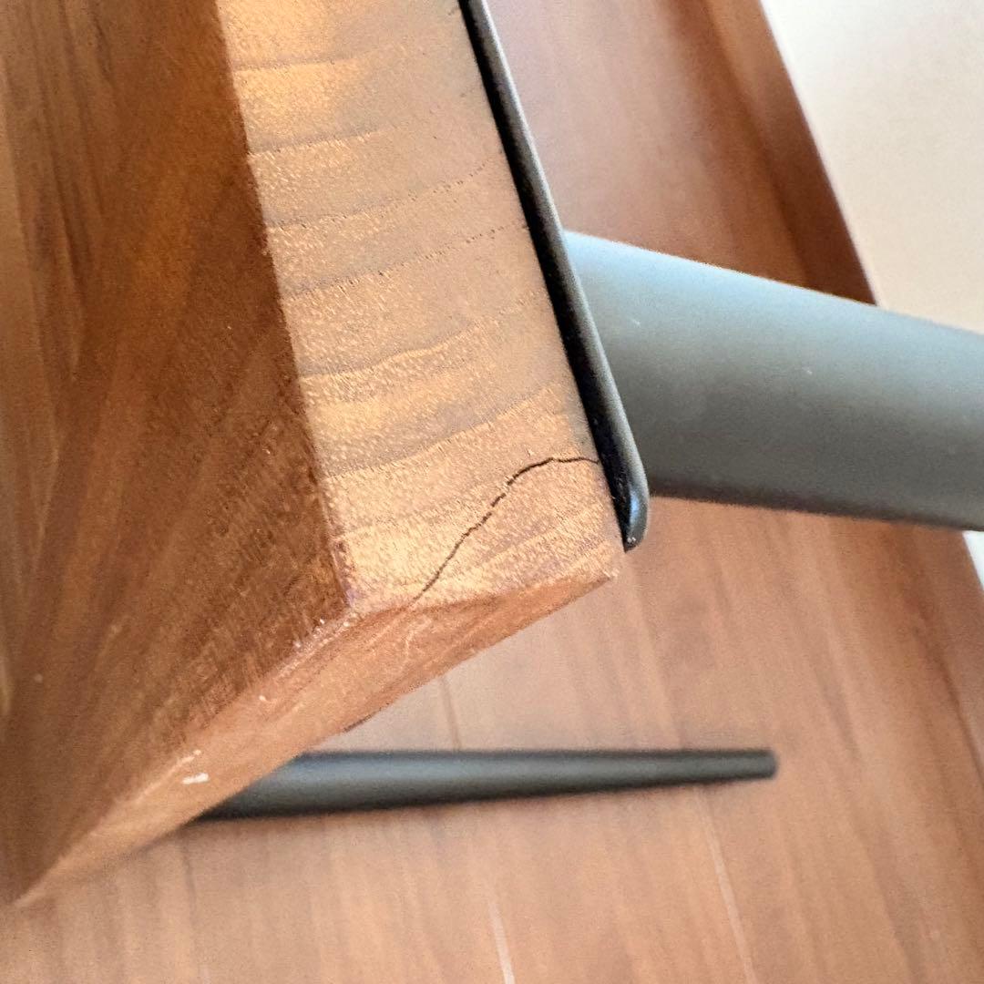 端喰ストライプチーク アイアンレッグ　テーブル　カフェ　おしゃれ