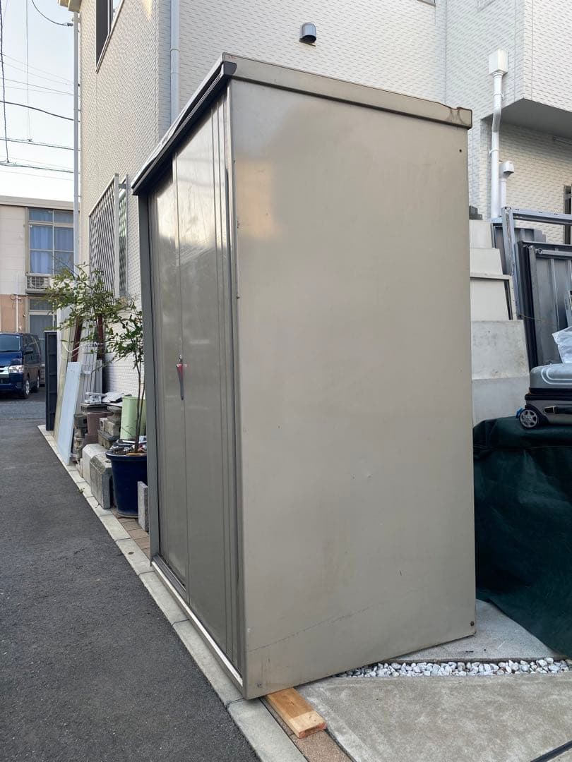 タクボ物置　倉庫　収納