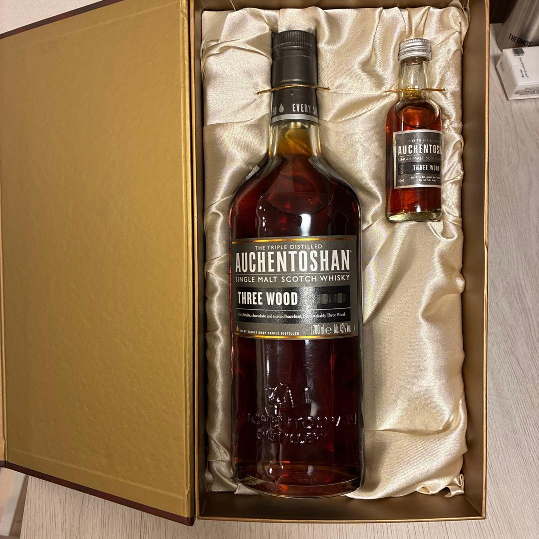 オーヘントッシャン　スリーウッド700mlギフトセット（ミニボトル50ml付き）