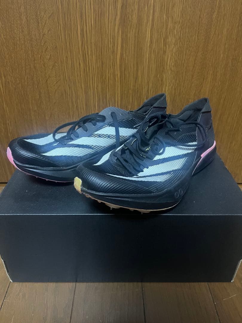 adizero アバンチ　24.0