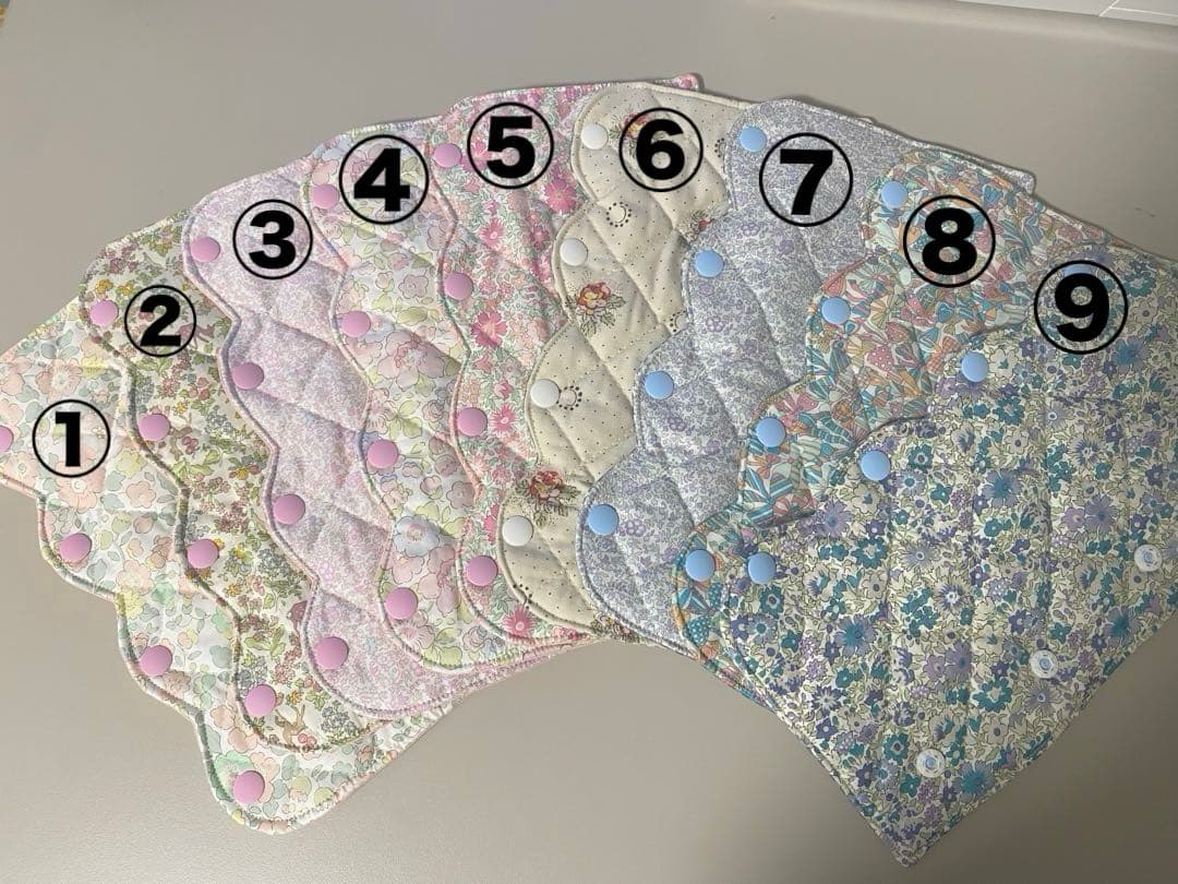 まぁちゃん　　リバティキルティング　水筒紐カバー