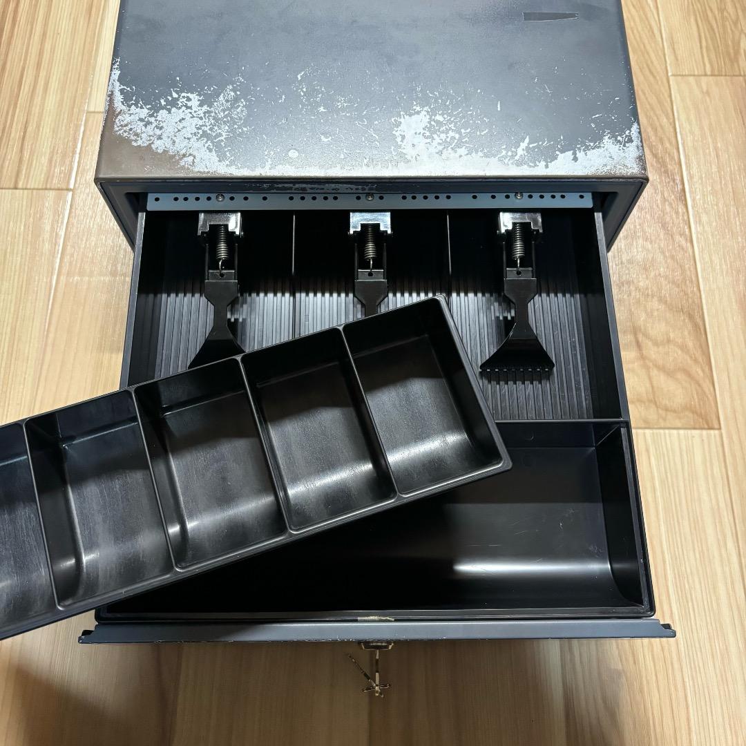 POSレジ　キャッシュドロア