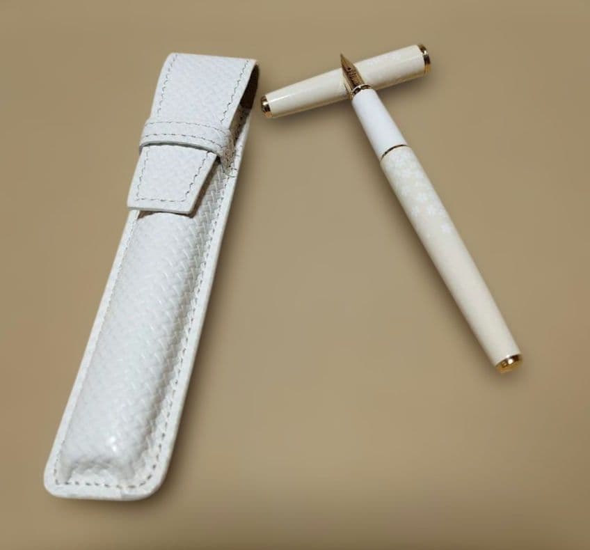 ま*中様 パイロット 万年筆 レディホワイト FD-18SR-SKU サクラ