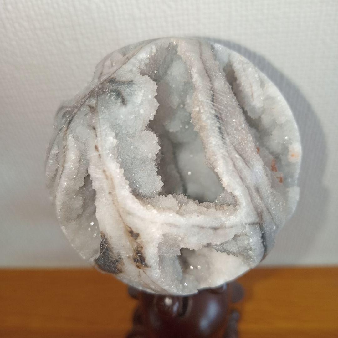 60mm 木の台つき　ジオード