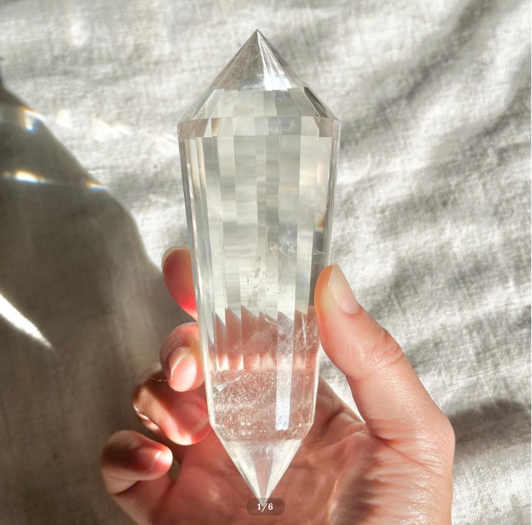 【クリアクォーツ 水晶】ヴォーゲルワンド クリスタル スタンド付　ブラジル産