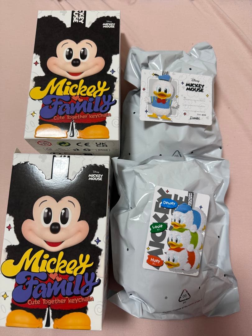 【ミッキーファミリー】シークレット ヒューイ デューイ ルーイ ドナルド