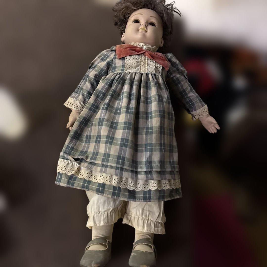 チェック柄ドレスの人形　50c vintage