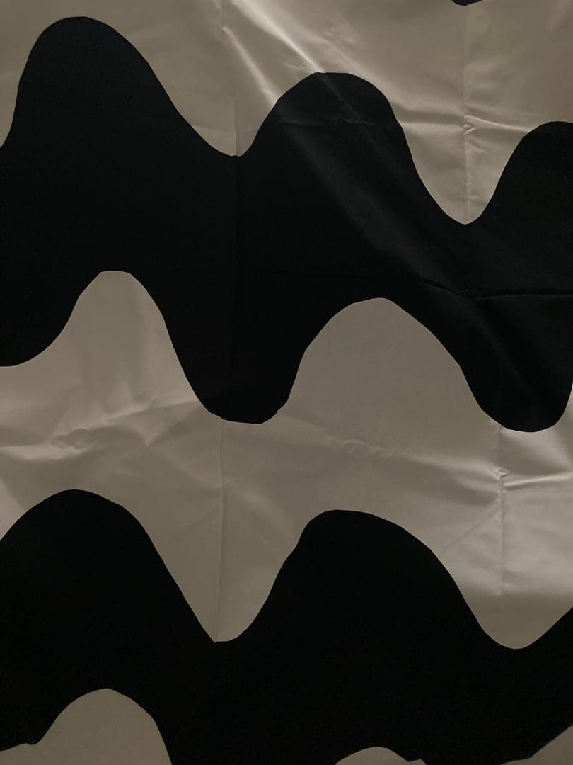 お客　marimekko MAIJA ISOLA《LOKKI