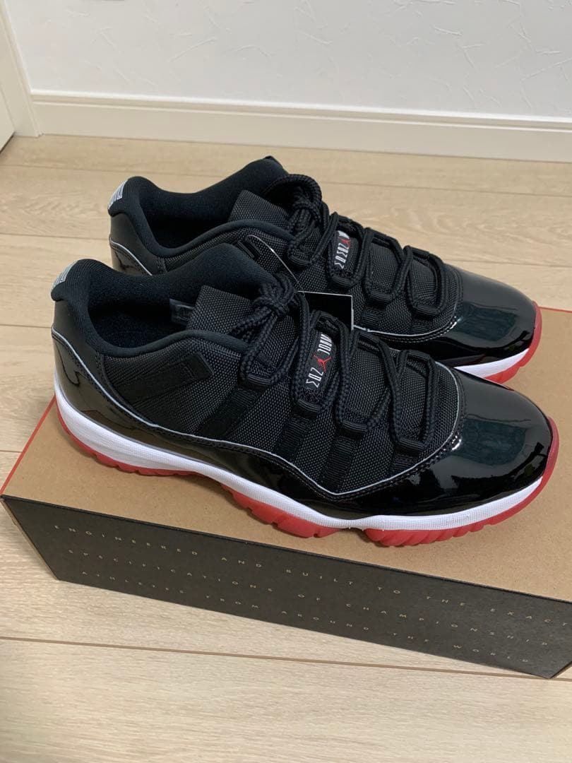 靴 Air Jordan 11 Retro Low \