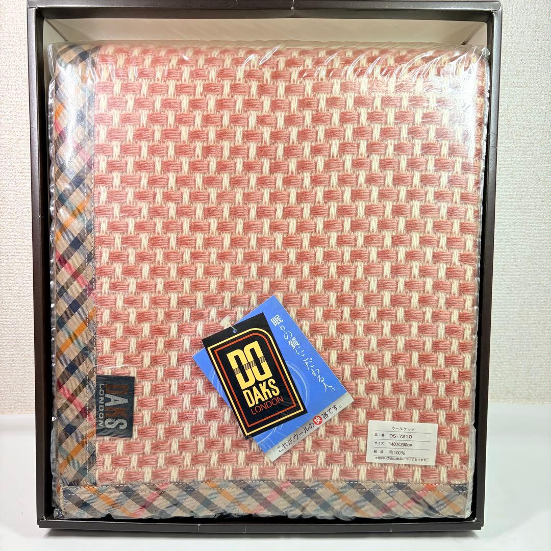 未使用タグ付き　DAKS ダックス　ハウスチェック　ウールケット　レッドピンク系