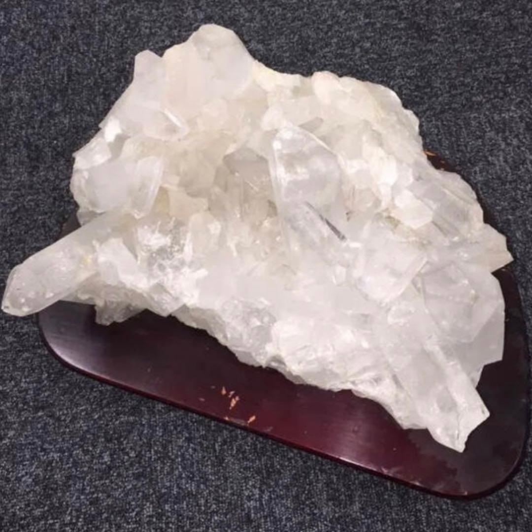 山梨｜水晶原石｜台座付｜左右幅35cm｜送料無料