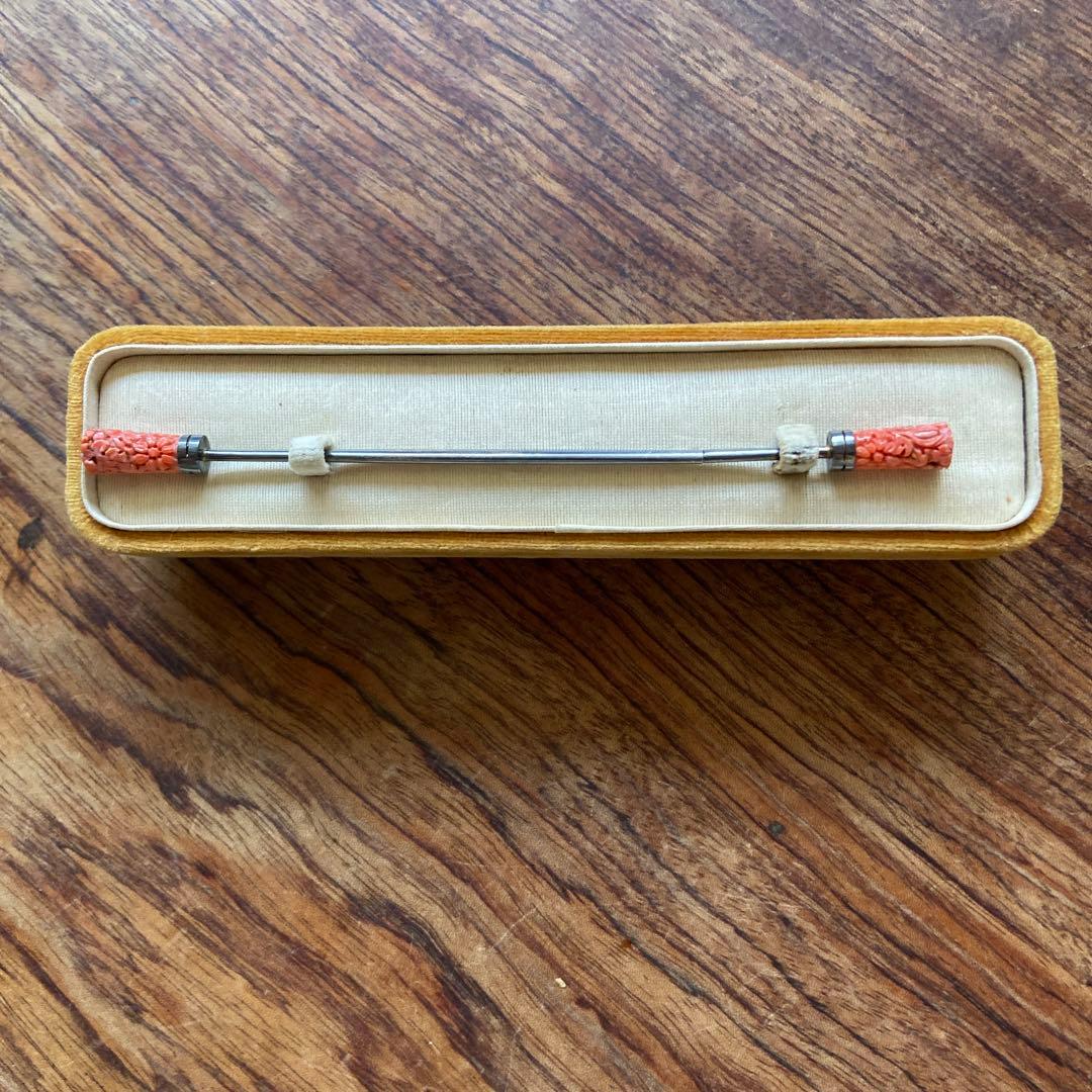 w*e様 アンティーク　珊瑚細工簪の装飾品