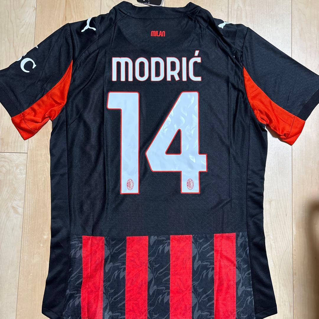値下げ中【新品未使用】ACミラン MODRIĆ モドリッチ14 オーセンティック