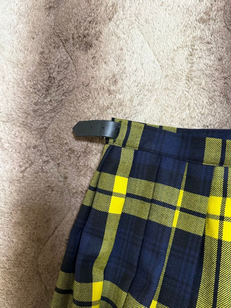 【美品】オニールオブダブリン　チェック柄プリーツスカート　黒×黄色