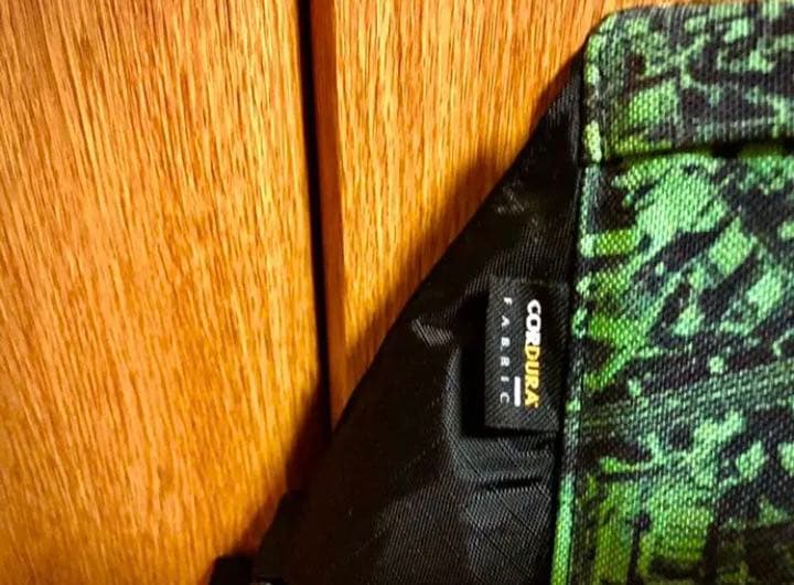 激レア　NITRAID (ナイトレイド) レッグレスチェア　　新品未使用